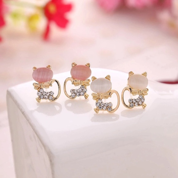 Boutique Jewelry - Pink Kitty ♡Rhinestone Earrings